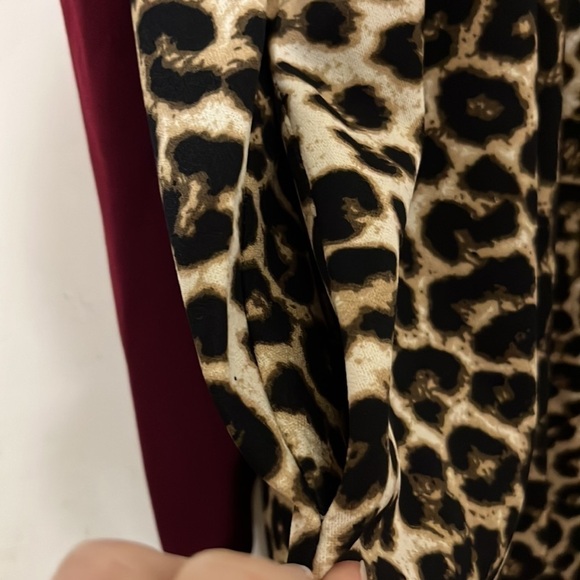 NWOT  long sleeve casual t-shirt dress with pockets - Picture 5 of 6